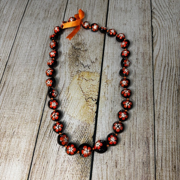 Orange Hibiscus Kukui Nut Lei Necklace NWOT - Picture 1 of 4